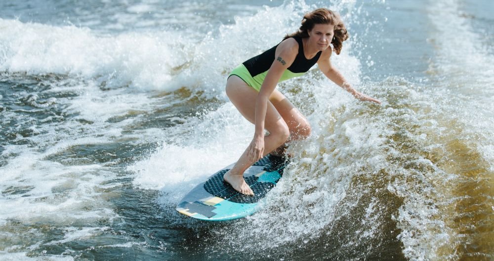 Distinction in the Surf